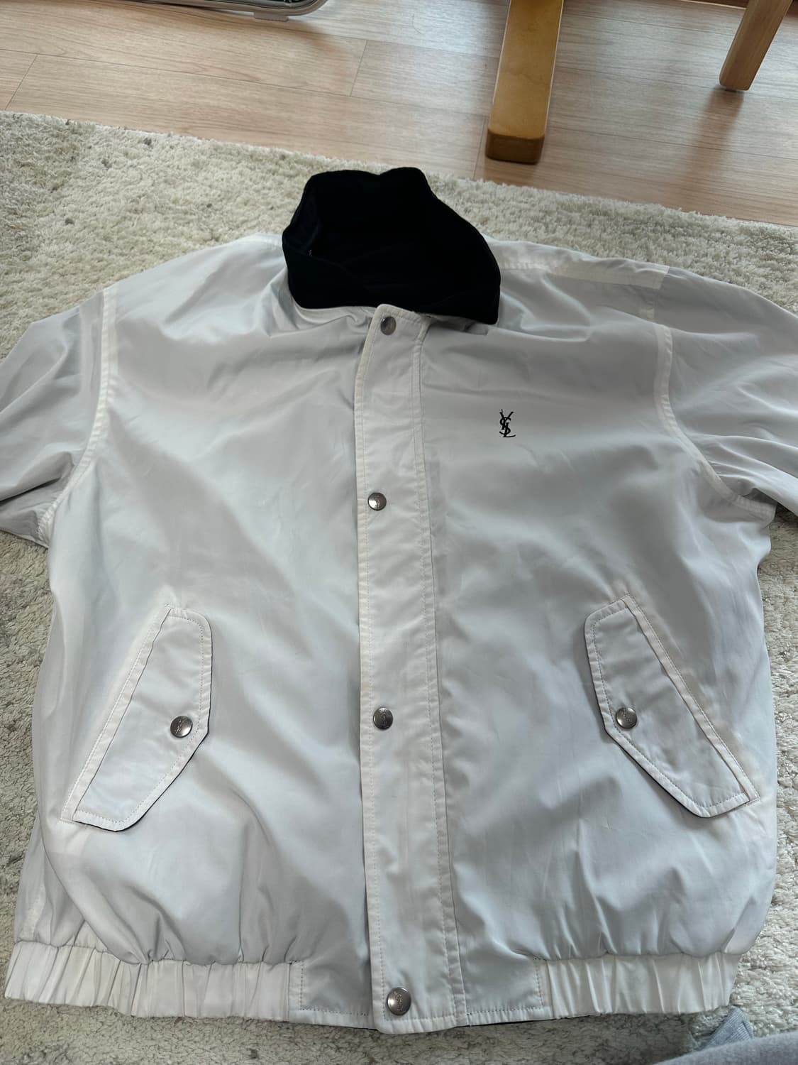 입생로랑 리버서블 바람막이 상품이미지3