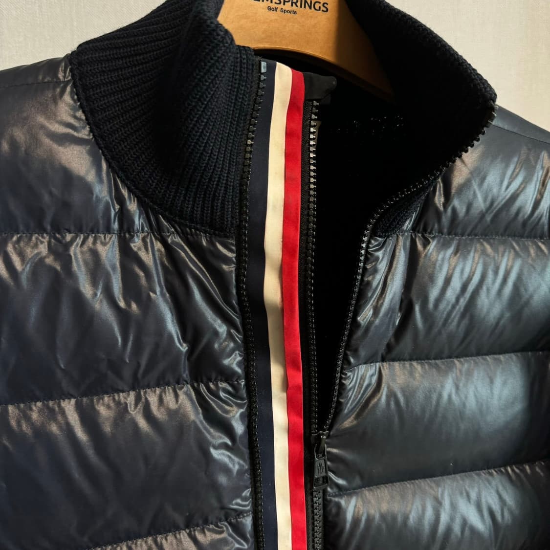 몽클레어 Moncler 니트 패딩 s사이즈 판매합니다. 상품이미지3