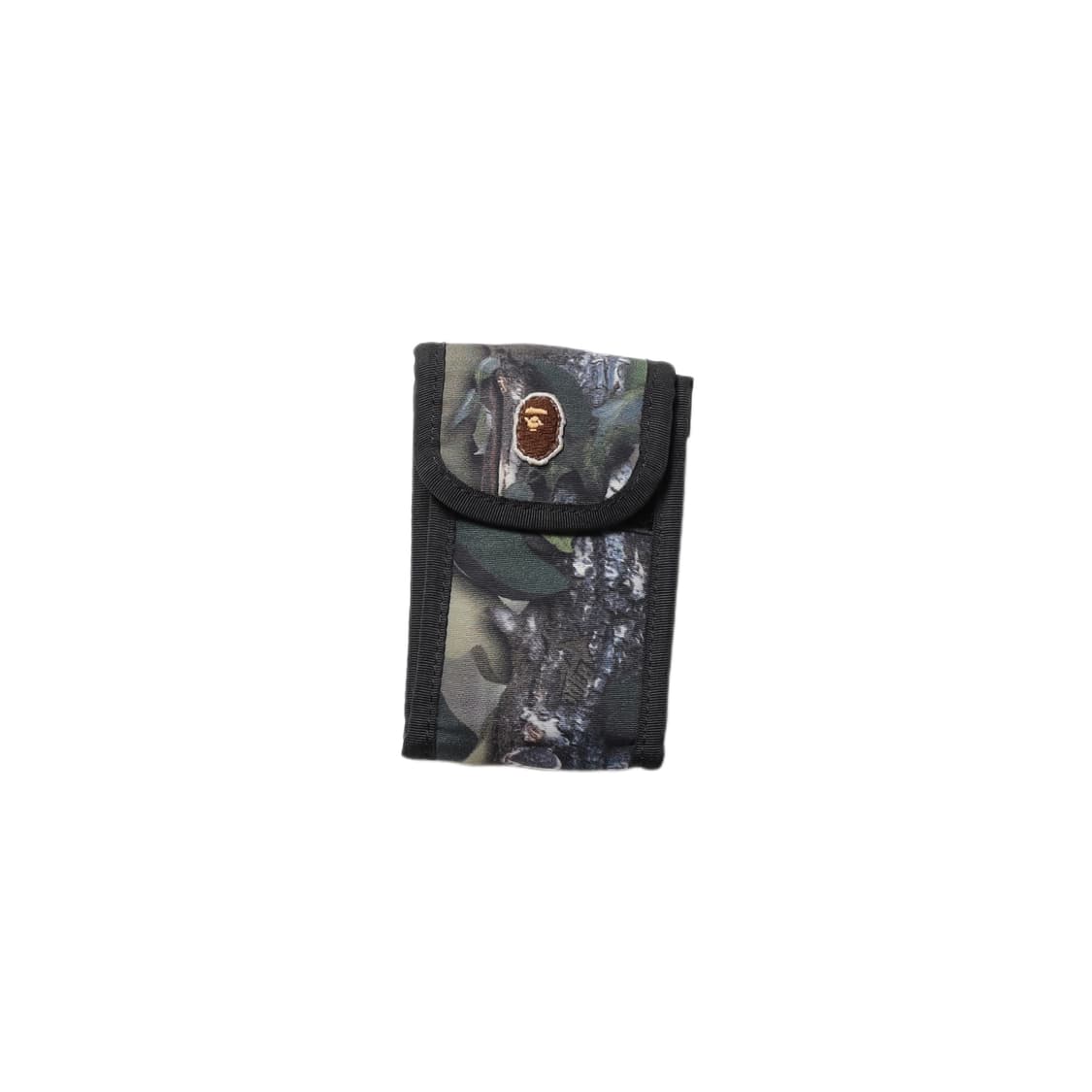 A BATHING APE® Camo Wallet 상품이미지1