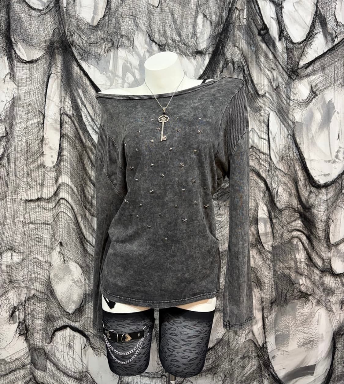 빈티지 큐빅 셔링 롱슬리브 상품이미지1