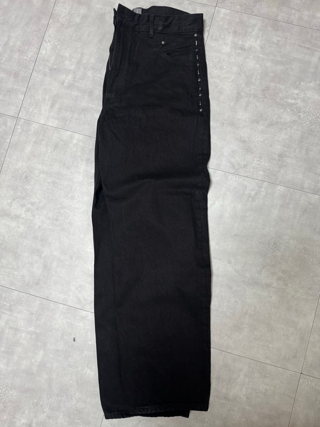 언어펙티드 스터드 데님 L사이즈 상품이미지1