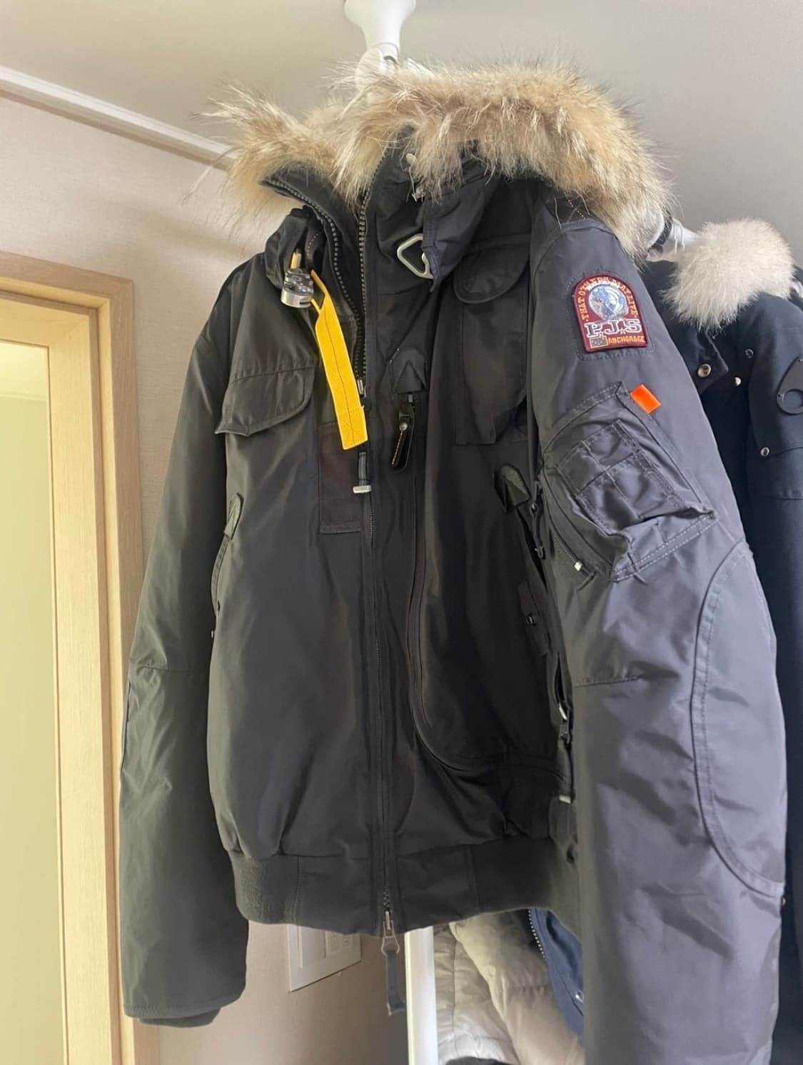 파라점퍼스 고비 남성 패딩 M 팬텀 상품이미지1