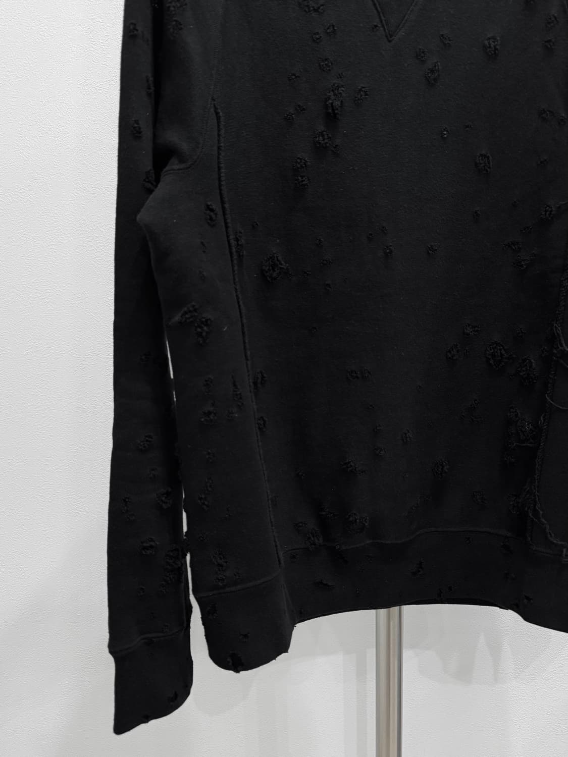 솔로이스트 17ss 그런지 디스트로이드 스웻셔츠 상품이미지3