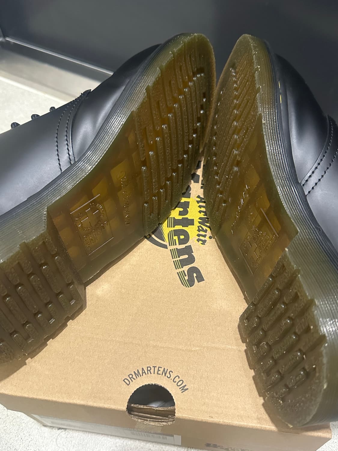 닥터마틴 3홀 블랙스무스 상품이미지4