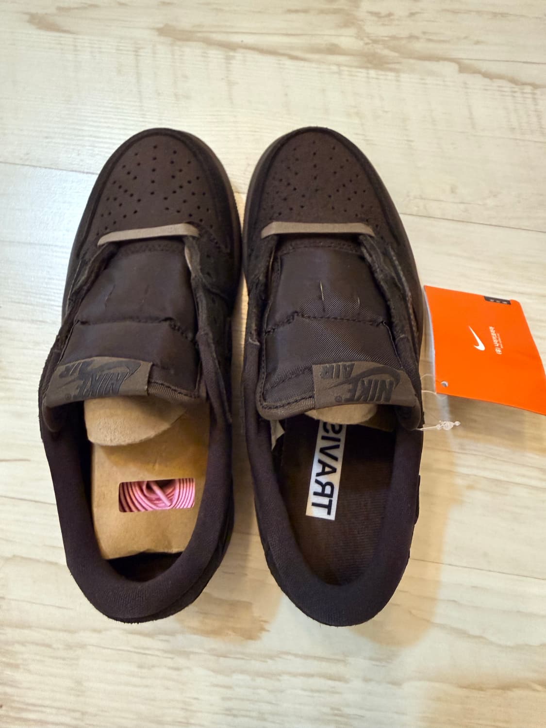 조던1 트레비스 스캇 레트로 로우 OG SP 벨벳브라운 앤 다크모카 상품이미지1