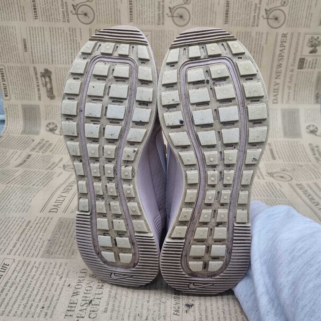 나이키 리포스토 여성운동화235 상품이미지3