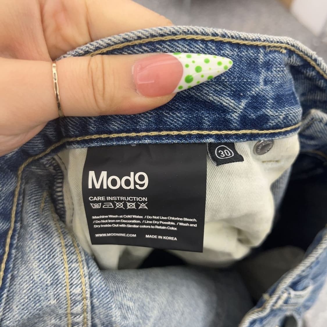 모드나인 드레이프 워싱 고양이패치 데님팬츠 30인치 C09164 상품이미지6