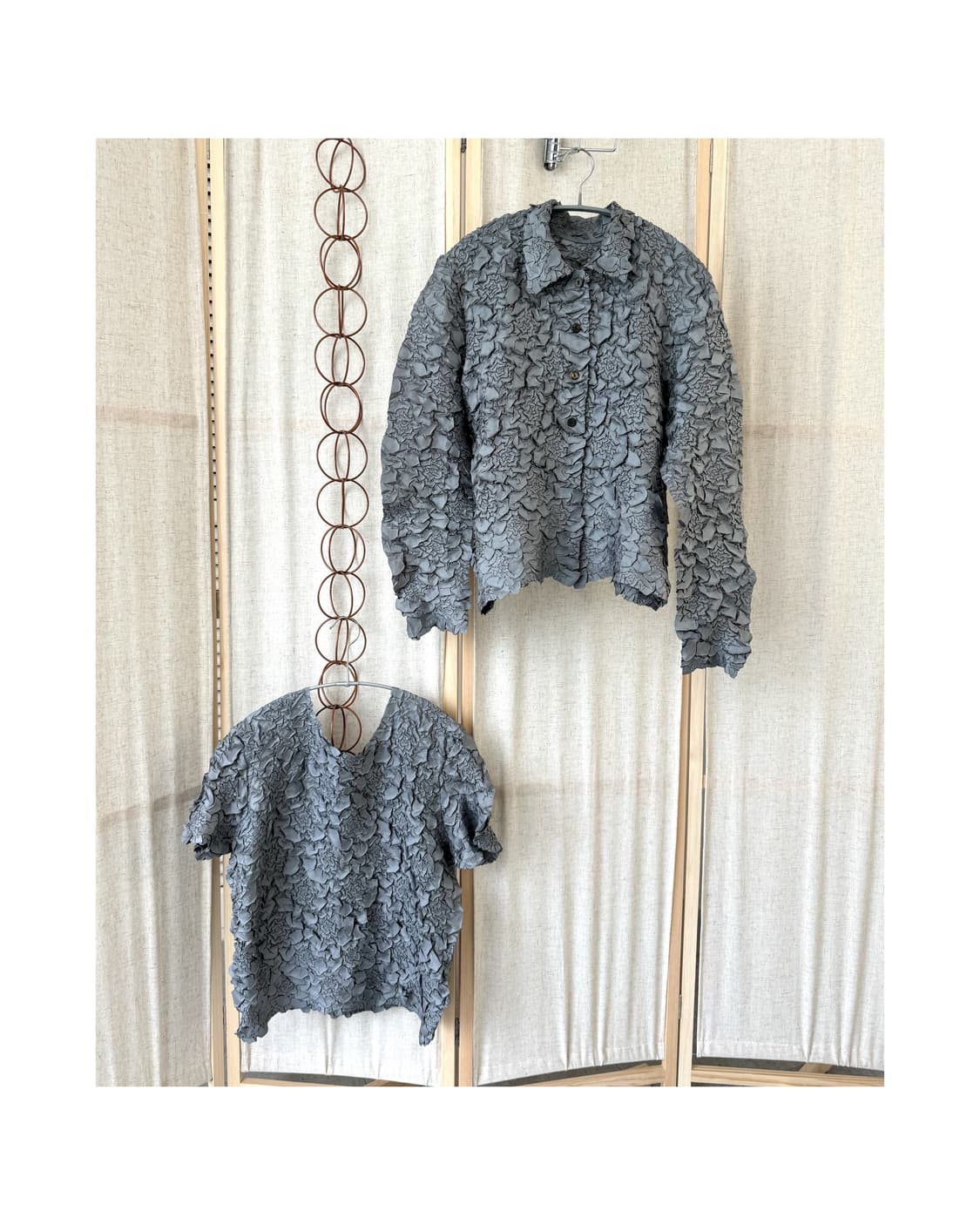 EEFC Collection 플라워 플리츠 셔츠&탑 Set 상품이미지1