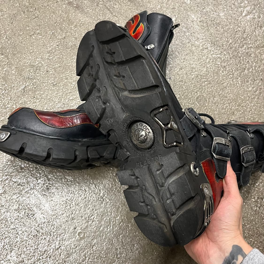 뉴락 스컬 플레임 부츠 (44) 상품이미지4