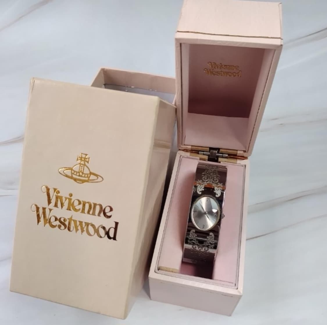 비비안웨스트우드 뱅글 시계 상품이미지4