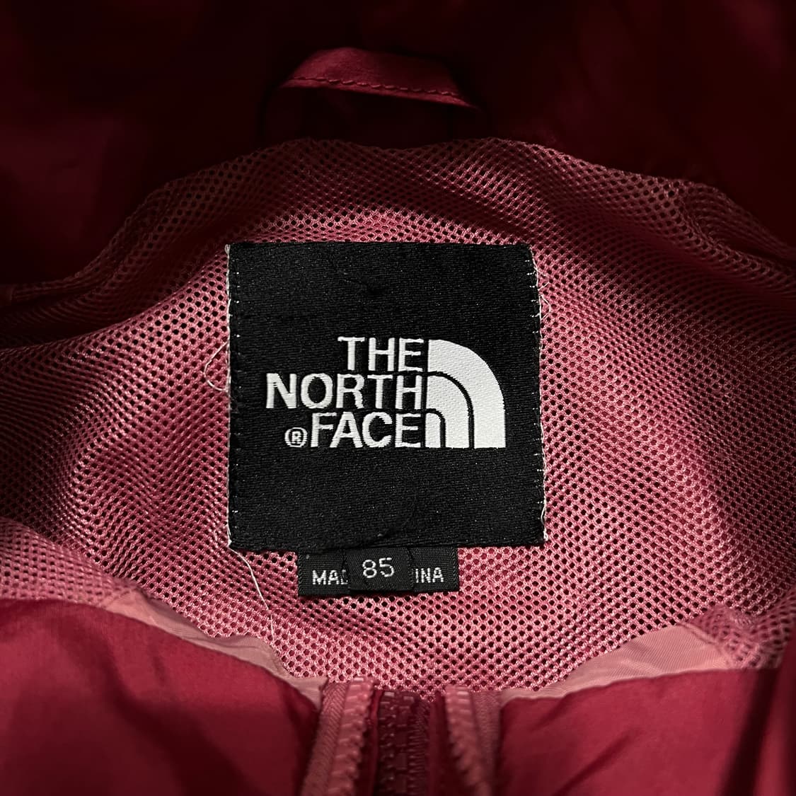 노스페이스 여성 하프돔 로고 하이넥 바람막이 자켓 [버건디] M/85 상품이미지5