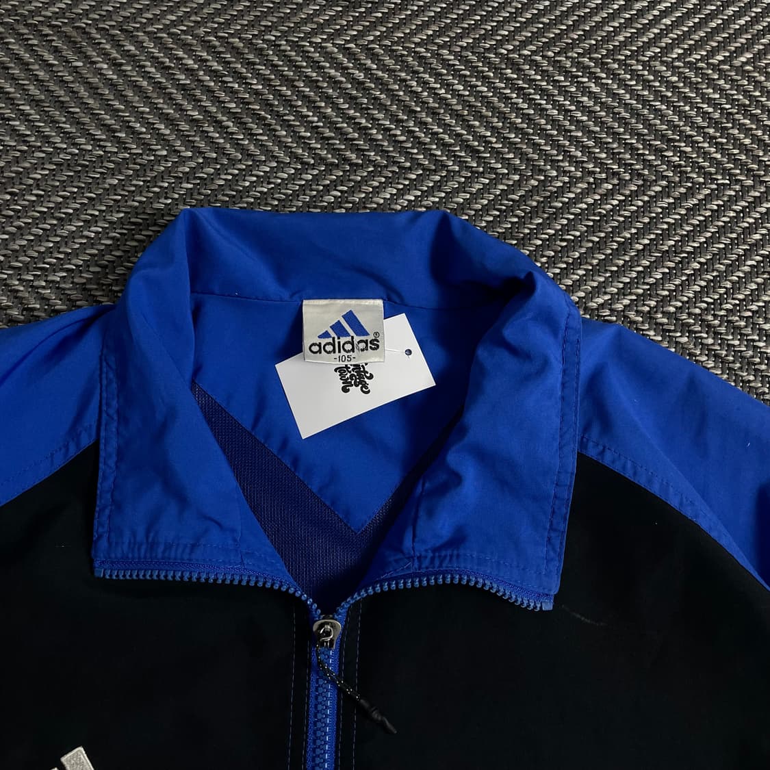 00s 아디다스 올드스쿨 배색 박시핏 바람막이o 3095 상품이미지4