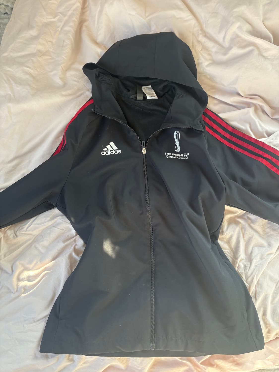 (🚨희귀) 아디다스 카타르 월드컵 2022 트랙 집업 블랙 레드 삼선 상품이미지1