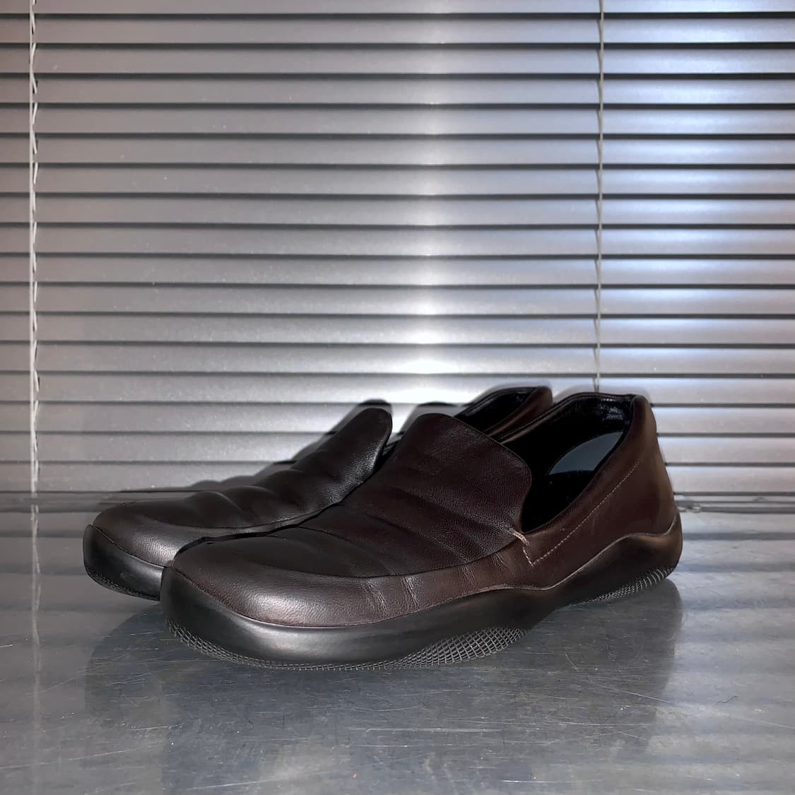 00s 초코 브라운 프라다 스포츠 로퍼 상품이미지3