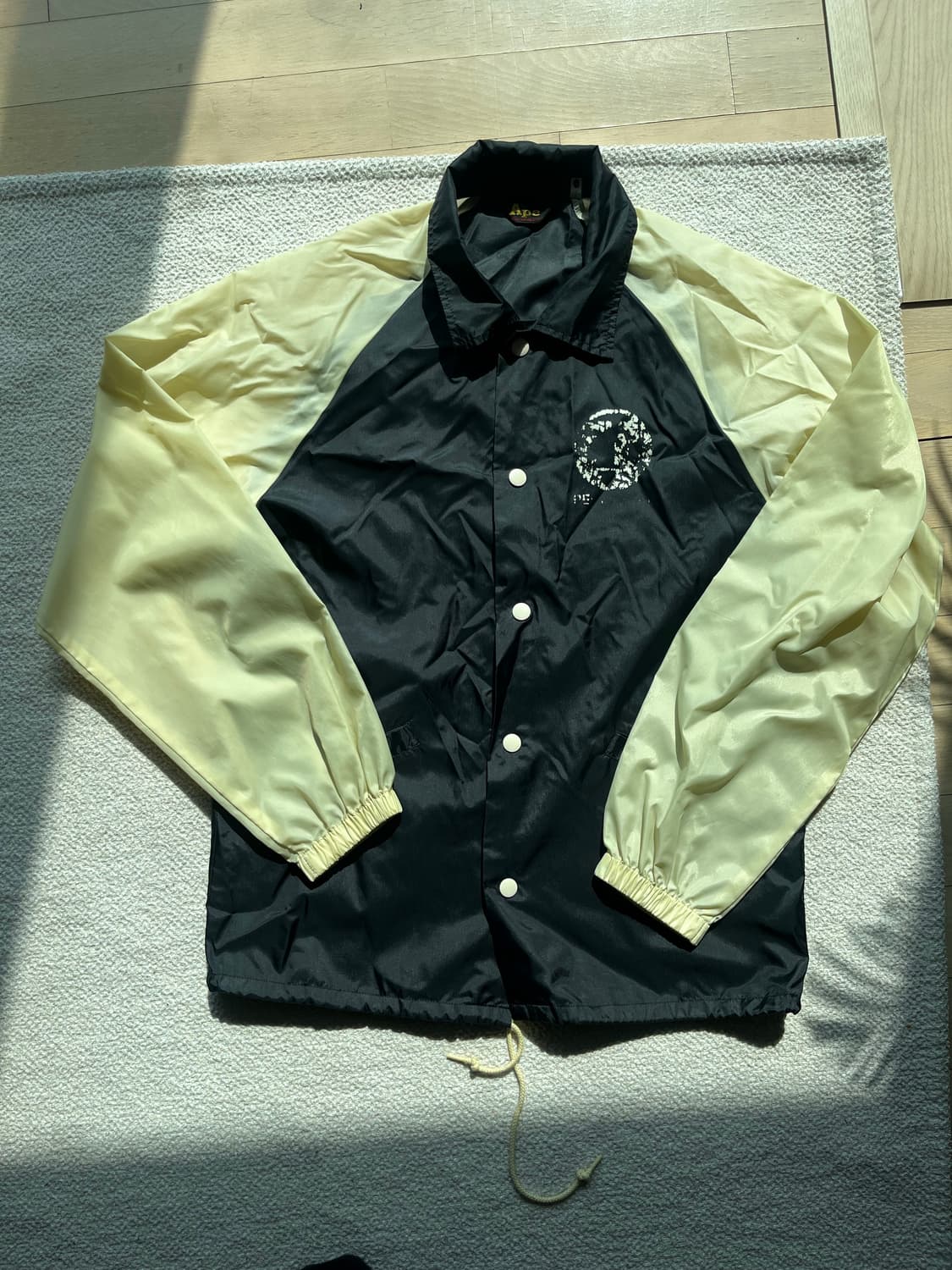 베이프 코치자켓 상품이미지1