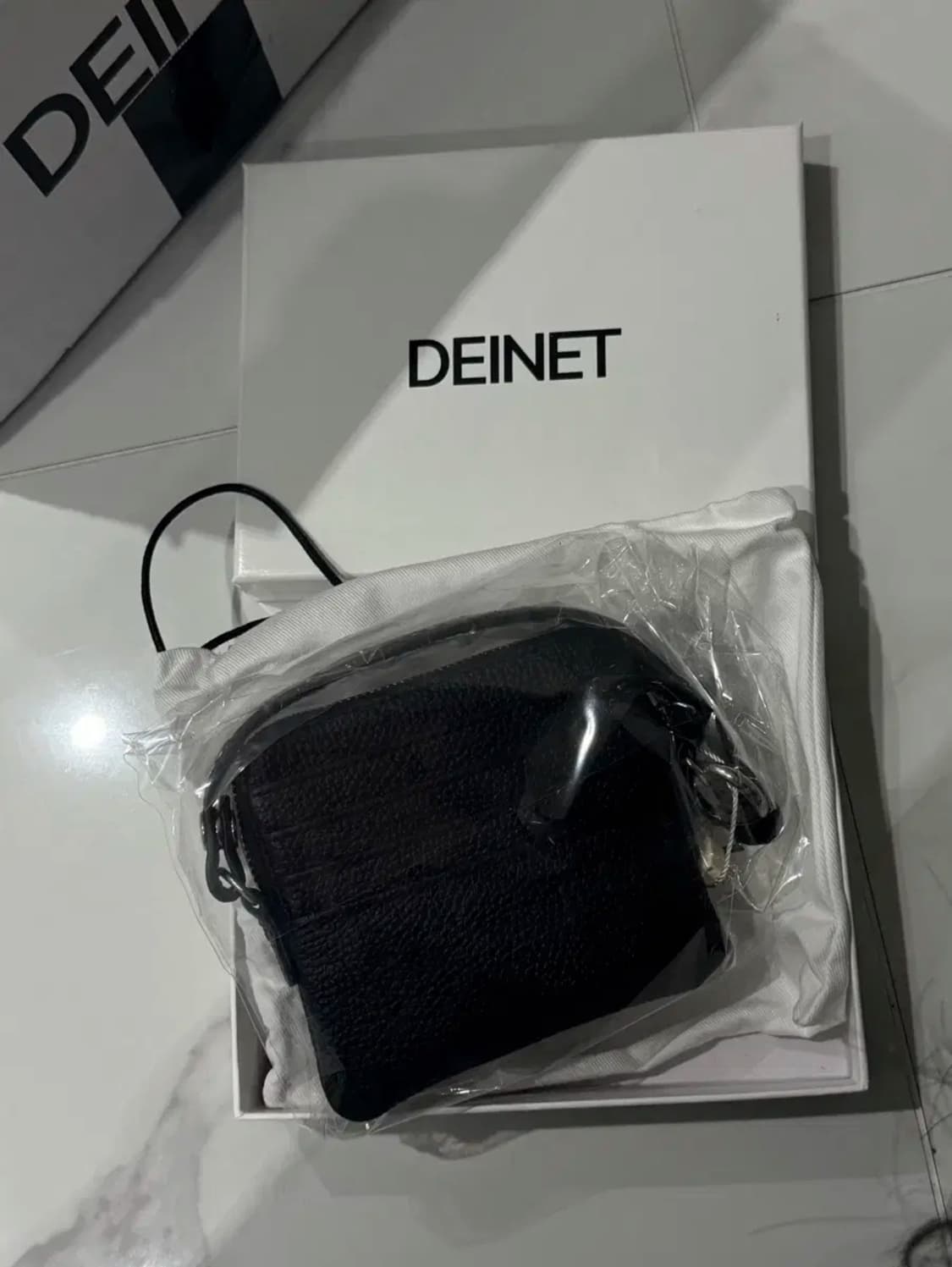 다이닛 스터드 크로스 체인 월렛 블랙 상품이미지6
