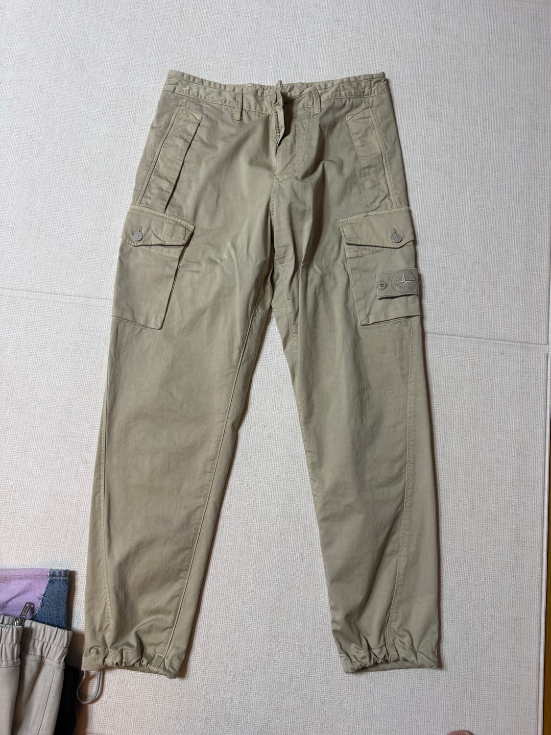 스톤아일랜드 고스트피스 조거팬츠 상품이미지1