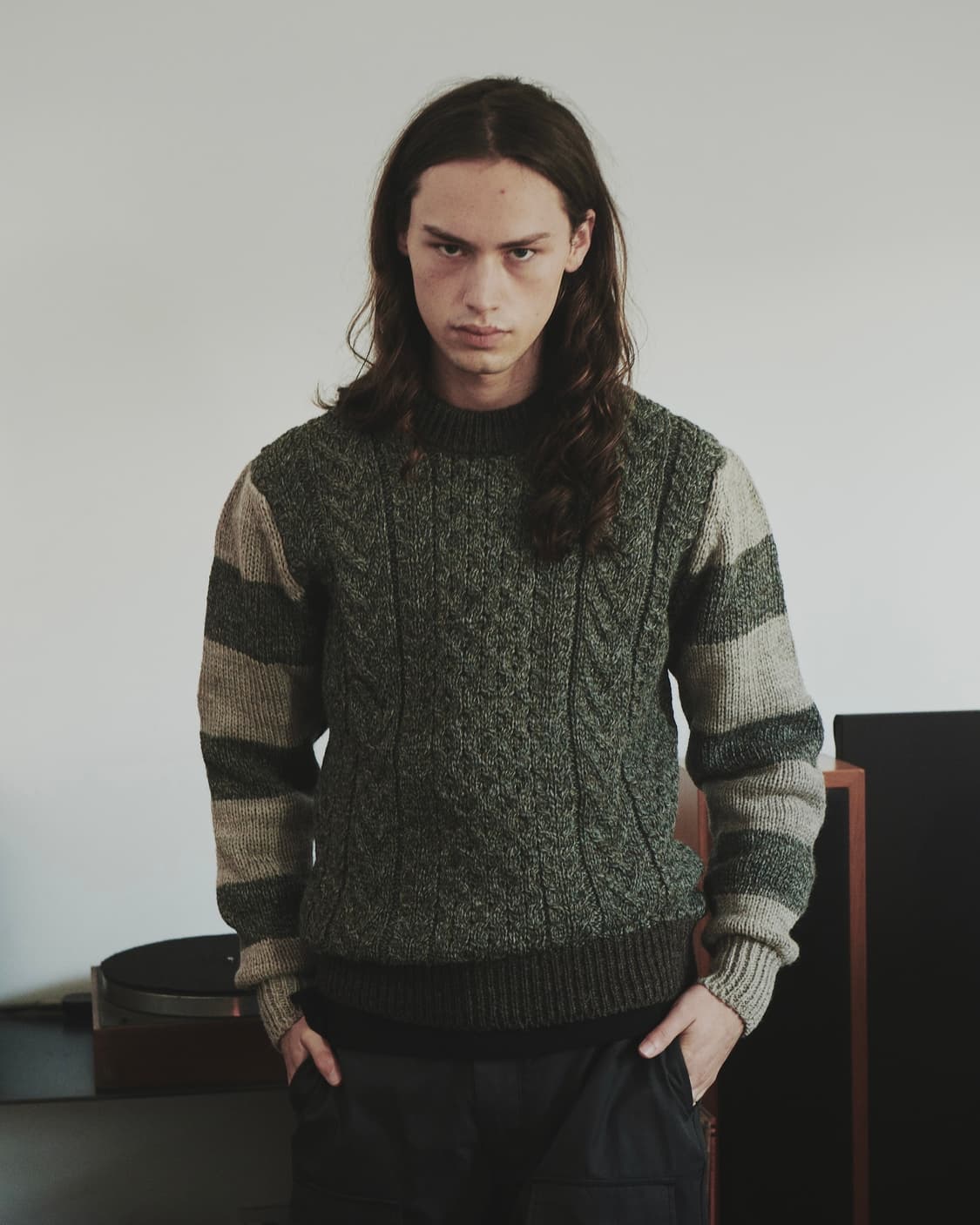 하울린 투톤 케이블 니트 카키/베이지 M사이즈 상품이미지4