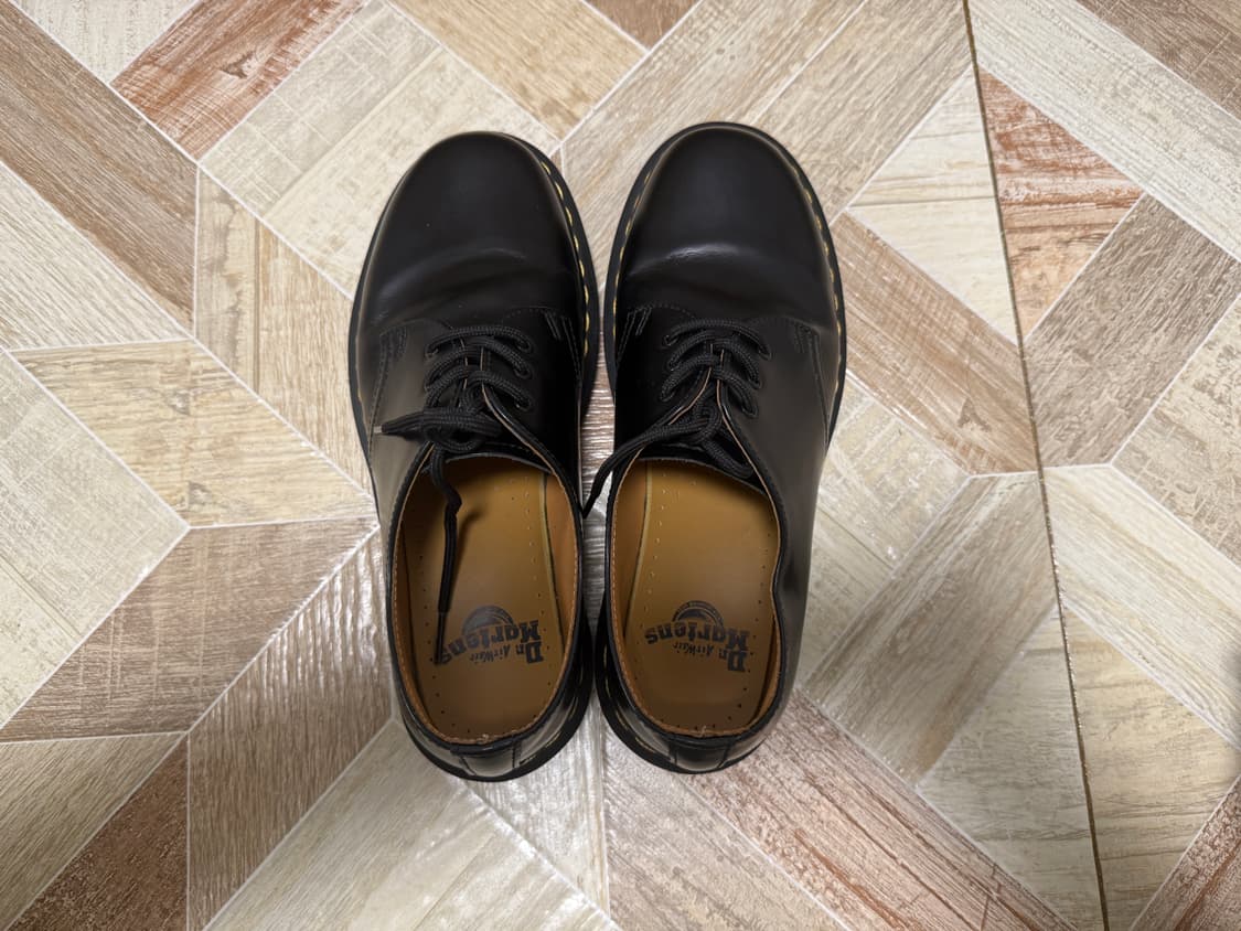 6UK 닥터마틴 3홀 스무스 1461 (250사이즈) 상품이미지1