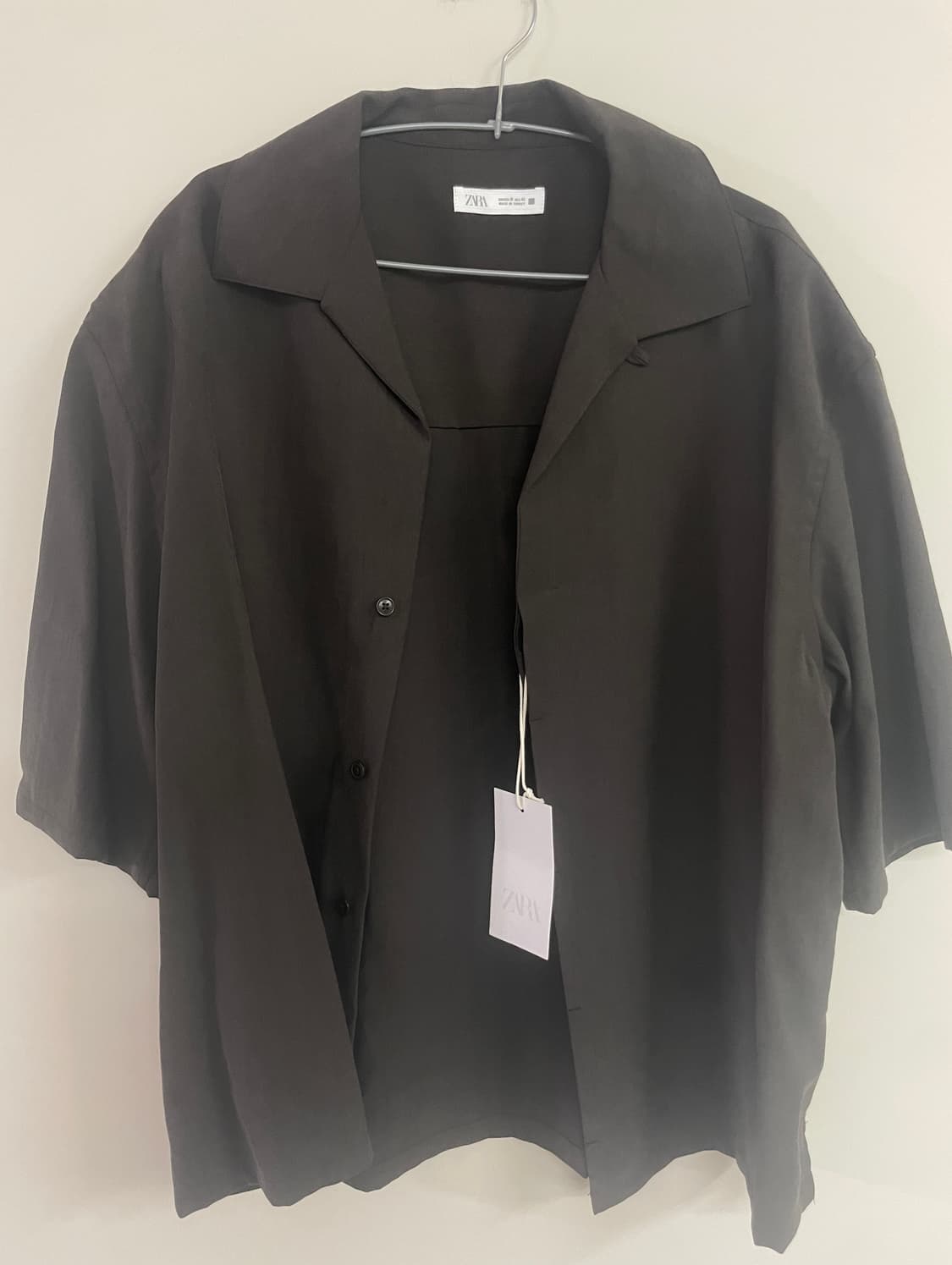 ZARA 남성 반팔 셔츠 새상품 (us.uk한정) M사이즈 다크브라운 상품이미지3