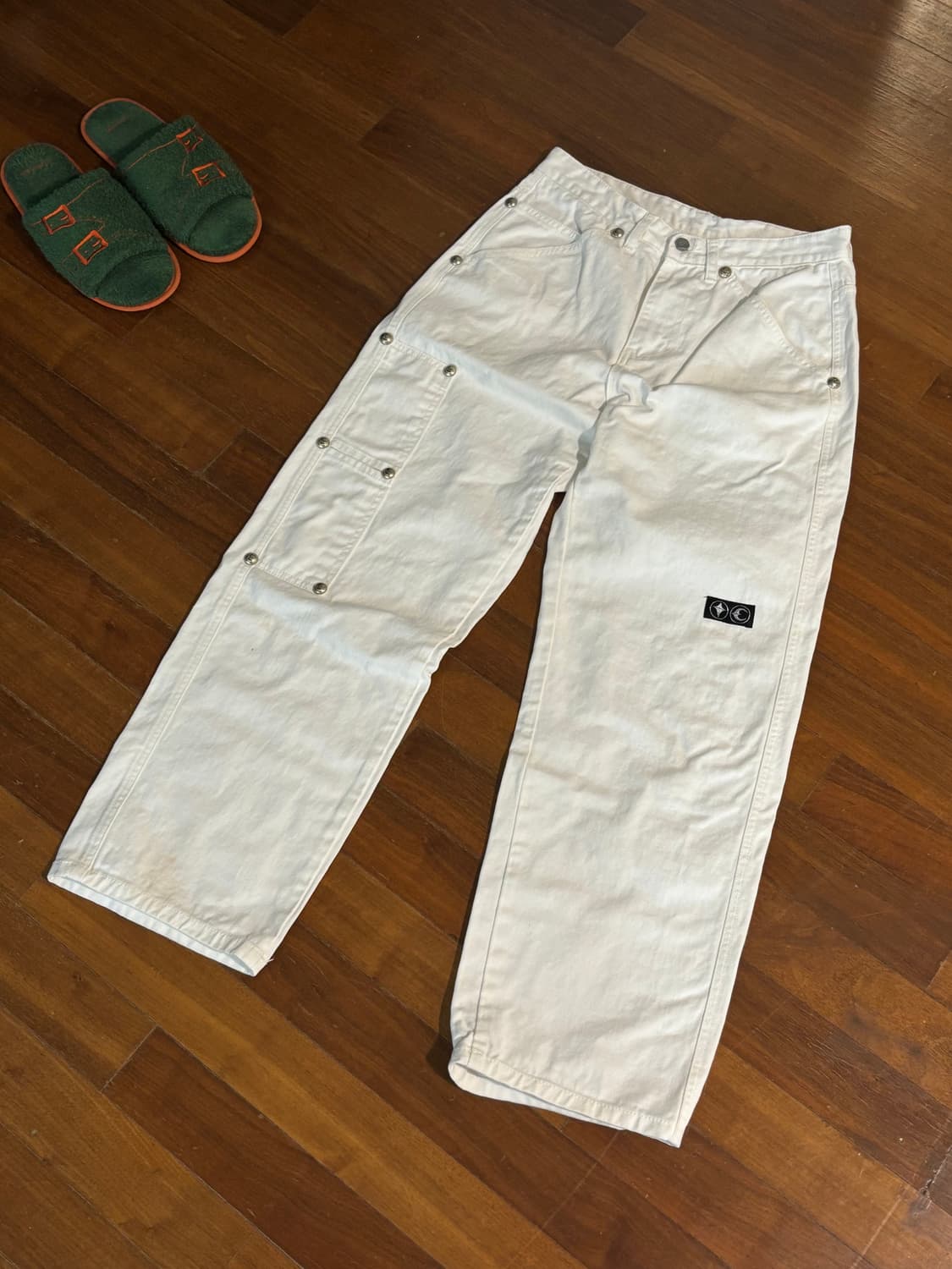 떠그클럽 화이트진 M 상품이미지1