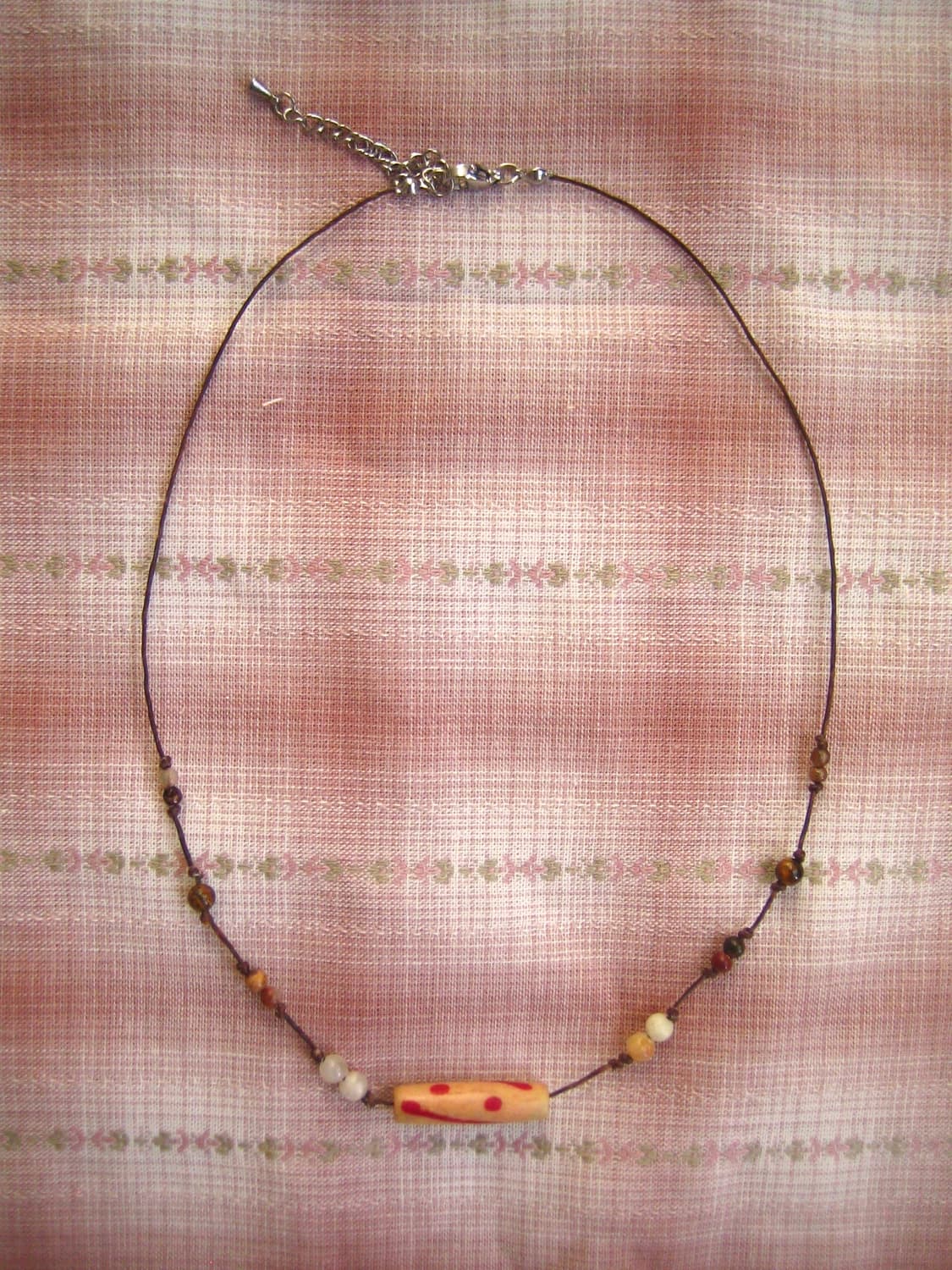 wooden grape necklace 우든 그레이프 목걸이 상품이미지6