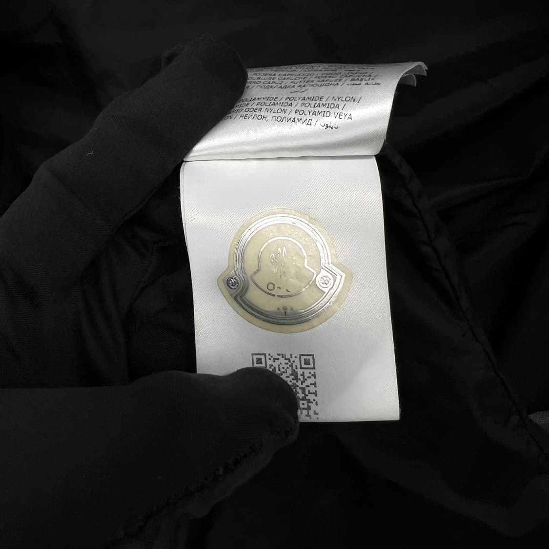 [4사이즈] 몽클레어 바람막이 후드 자켓 블랙 상품이미지9