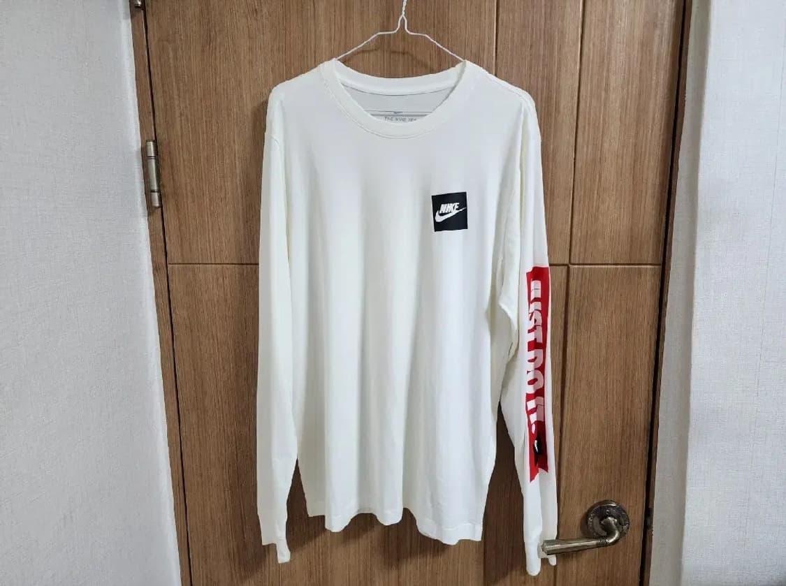 (XL)나이키 라운드 티셔츠 상품이미지1