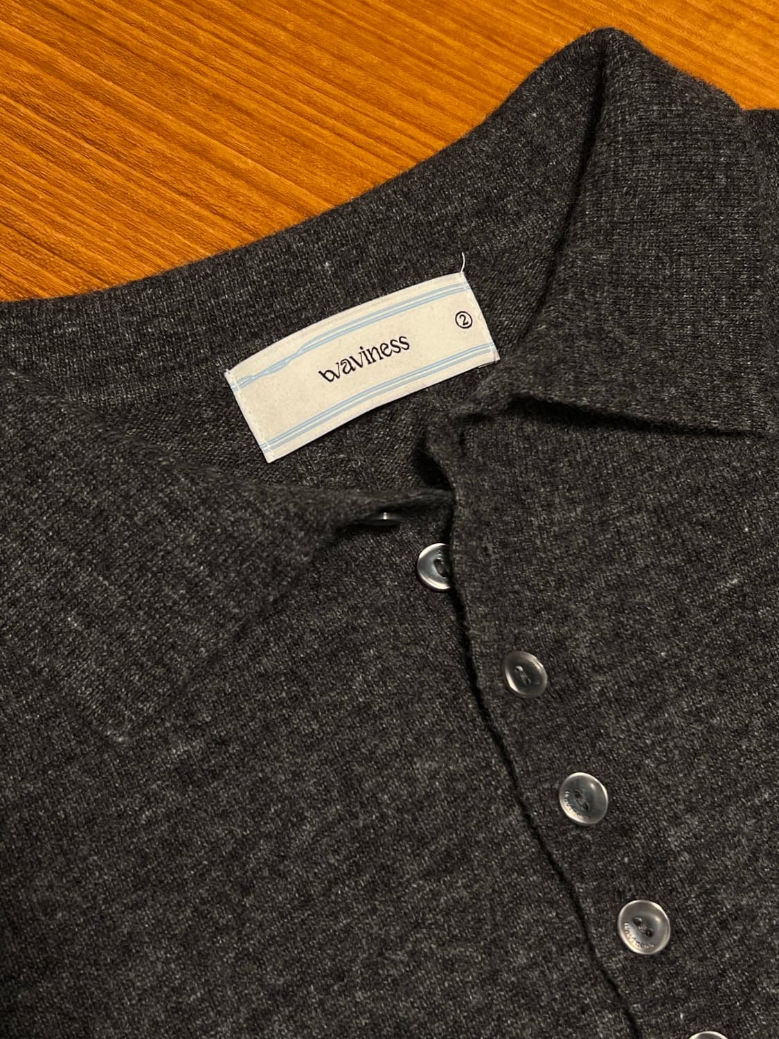 웨이비니스 25fw 캐시미어 울 블렌드 니트 카라티 상품이미지2