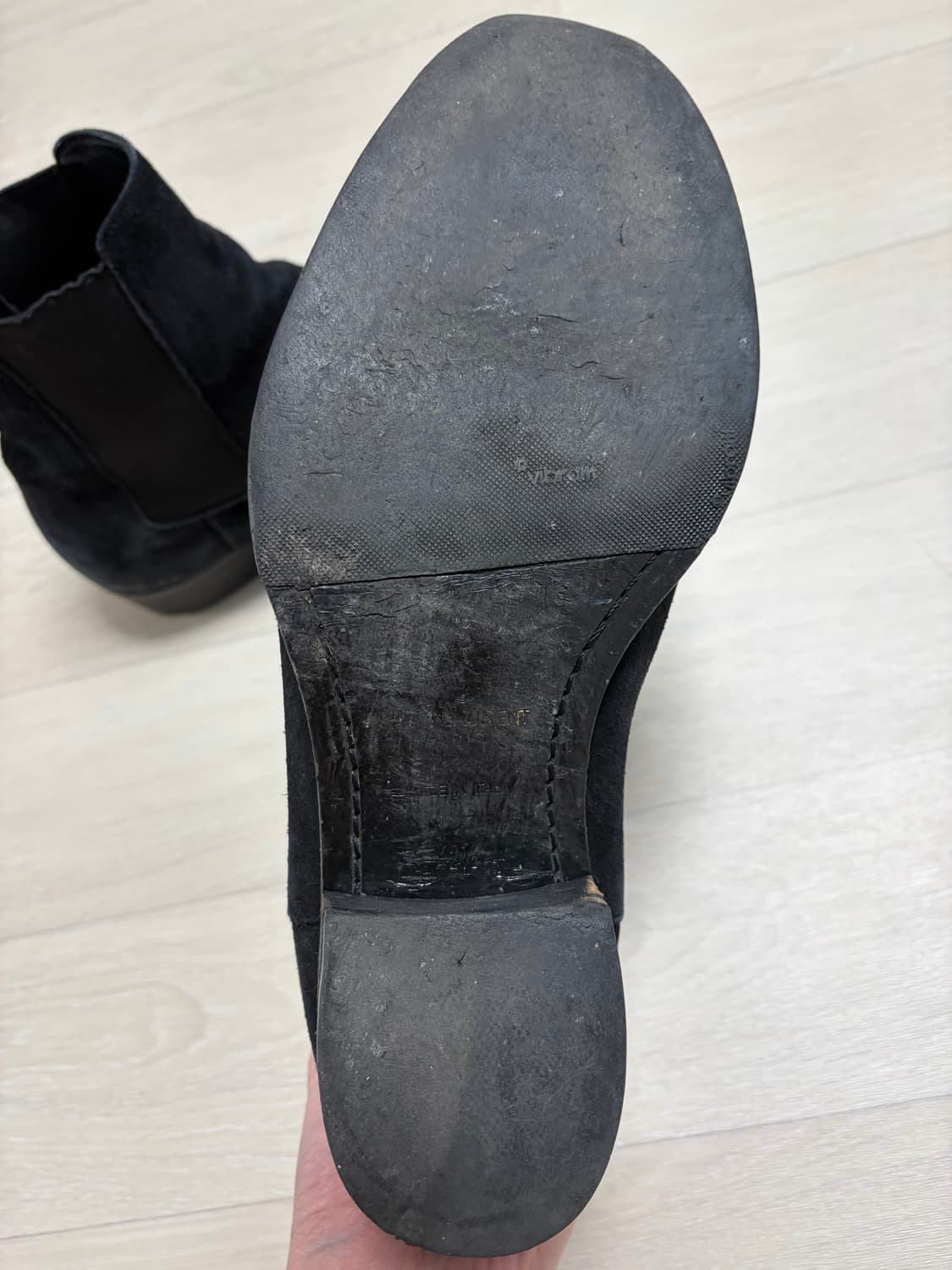 생로랑 스웨이드 첼시 42.5 상품이미지3