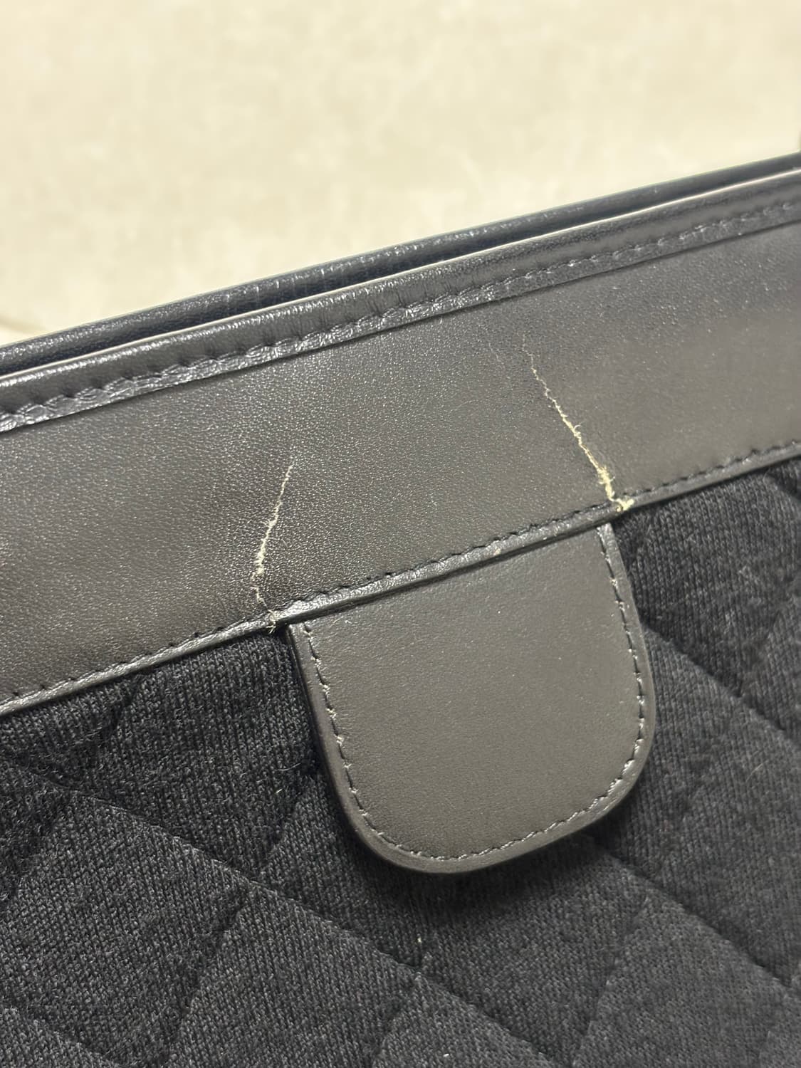 샤넬 금장 블랙 퀼팅 클러치 상품이미지5