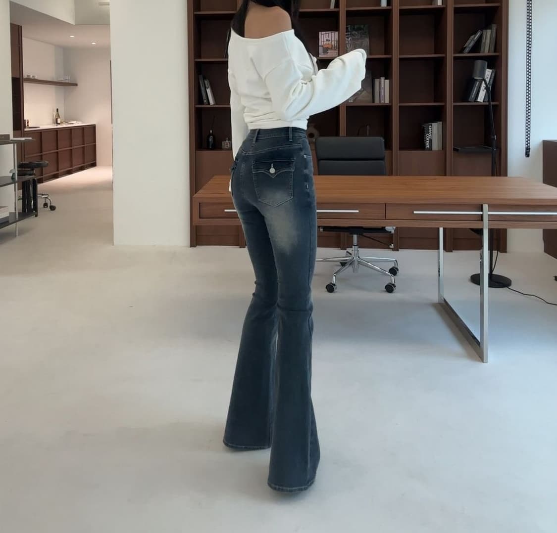새상품) 에이블리 나쇼중 부츠컷 데님 팬츠 진청 상품이미지2