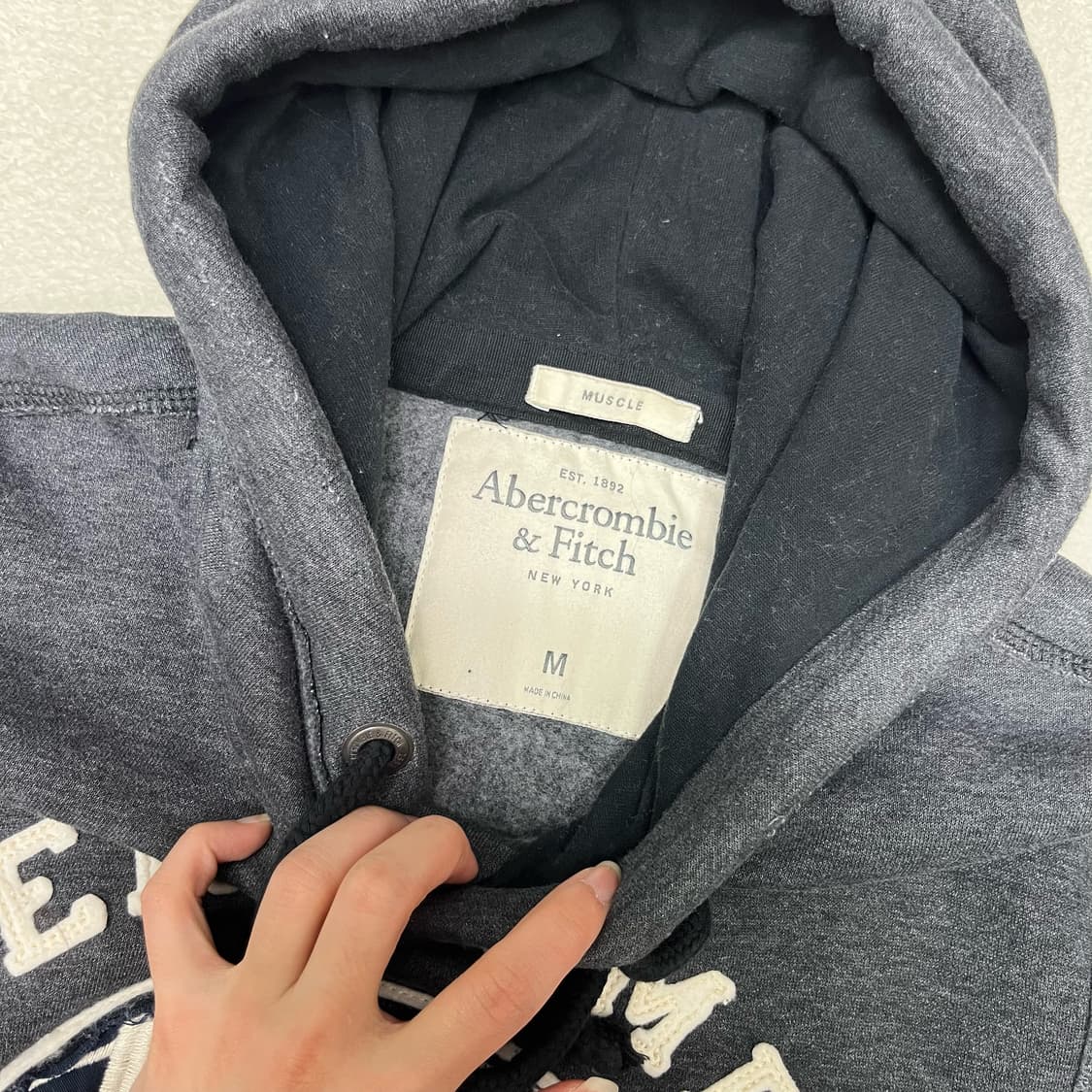 Abercrombie charcoal hoody 상품이미지6