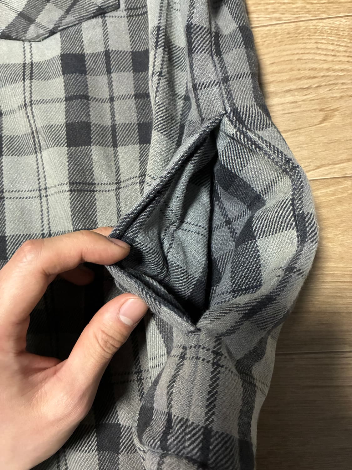 L) 슈프림 플란넬 스냅 체크 퀼팅 셔츠 그레이 블랙 상품이미지9