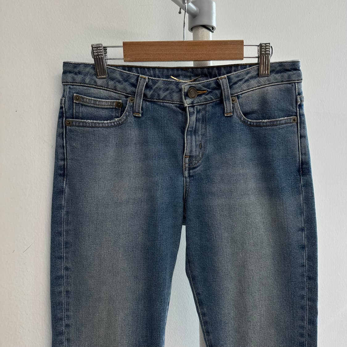 생로랑 크롭 디스진 상품이미지2