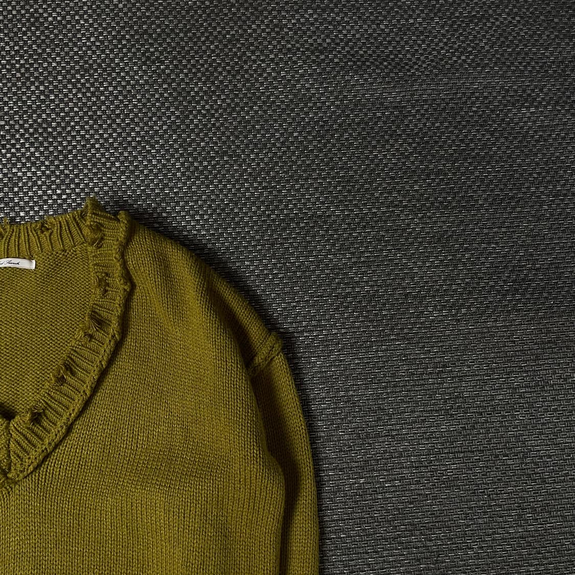 JPN 카키옐로우 빈티지 브이넥 긴팔 니트 M 상품이미지3