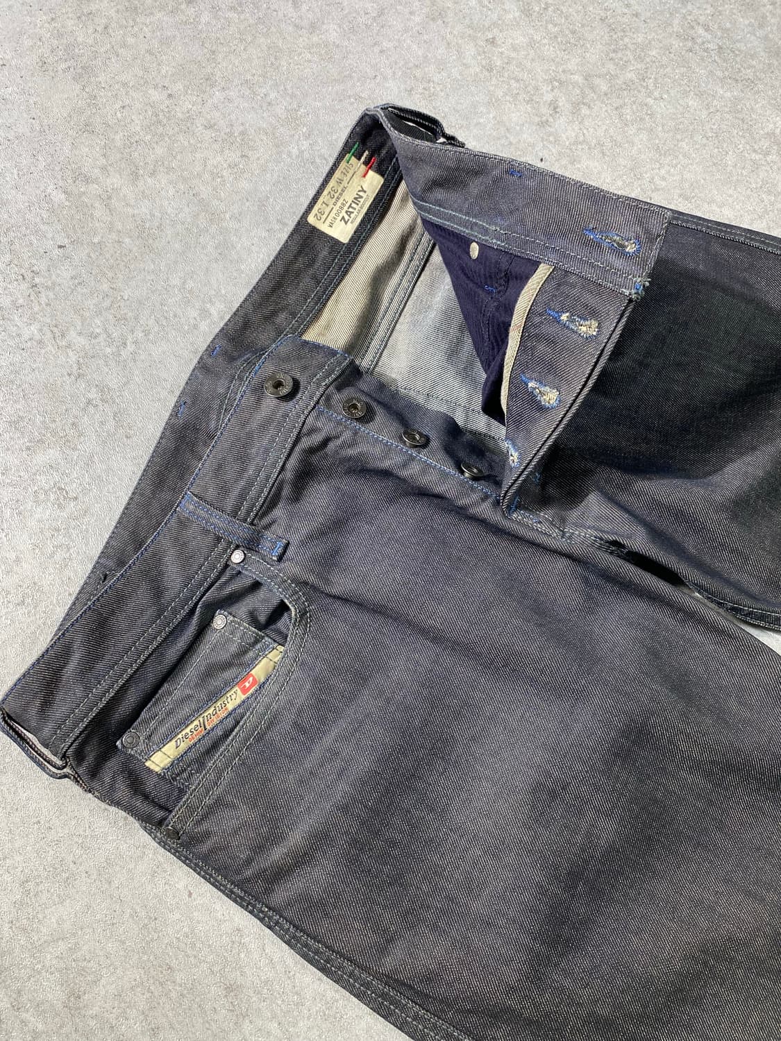 [32] DIESEL 디젤 자티니 레귤러 부츠컷 데님팬츠 상품이미지5