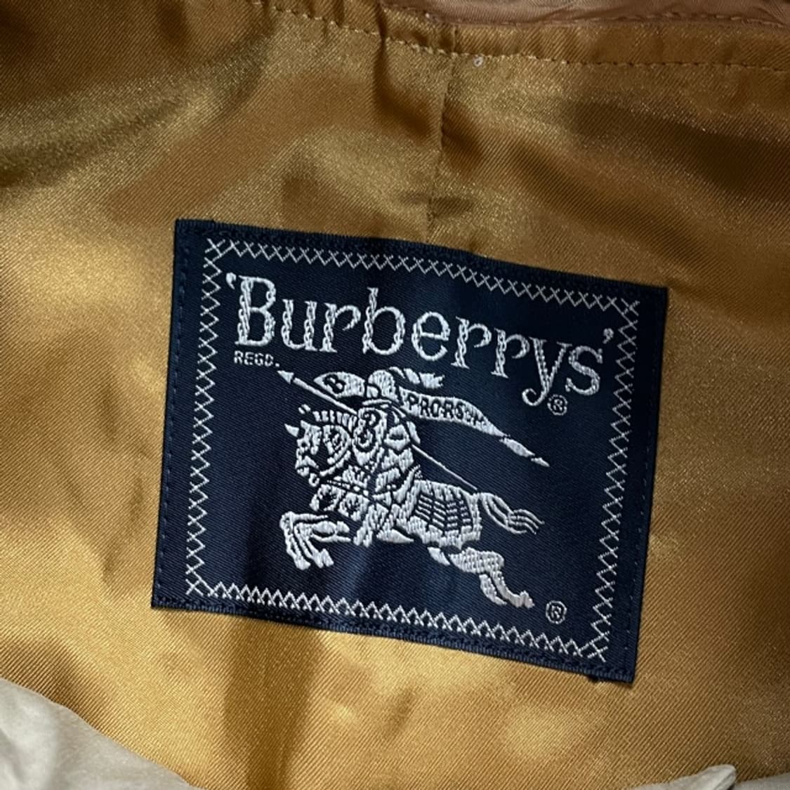 100 버버리 트렌치코트 상품이미지3