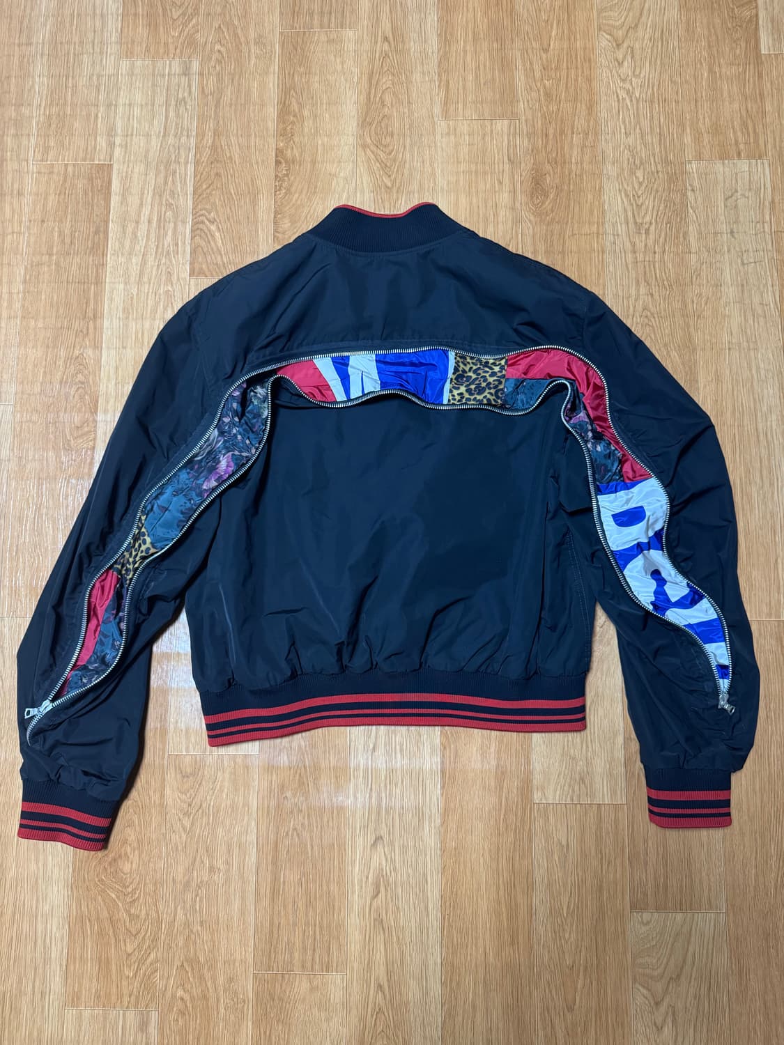 드리스반노튼 백지퍼 봄버  상품이미지3