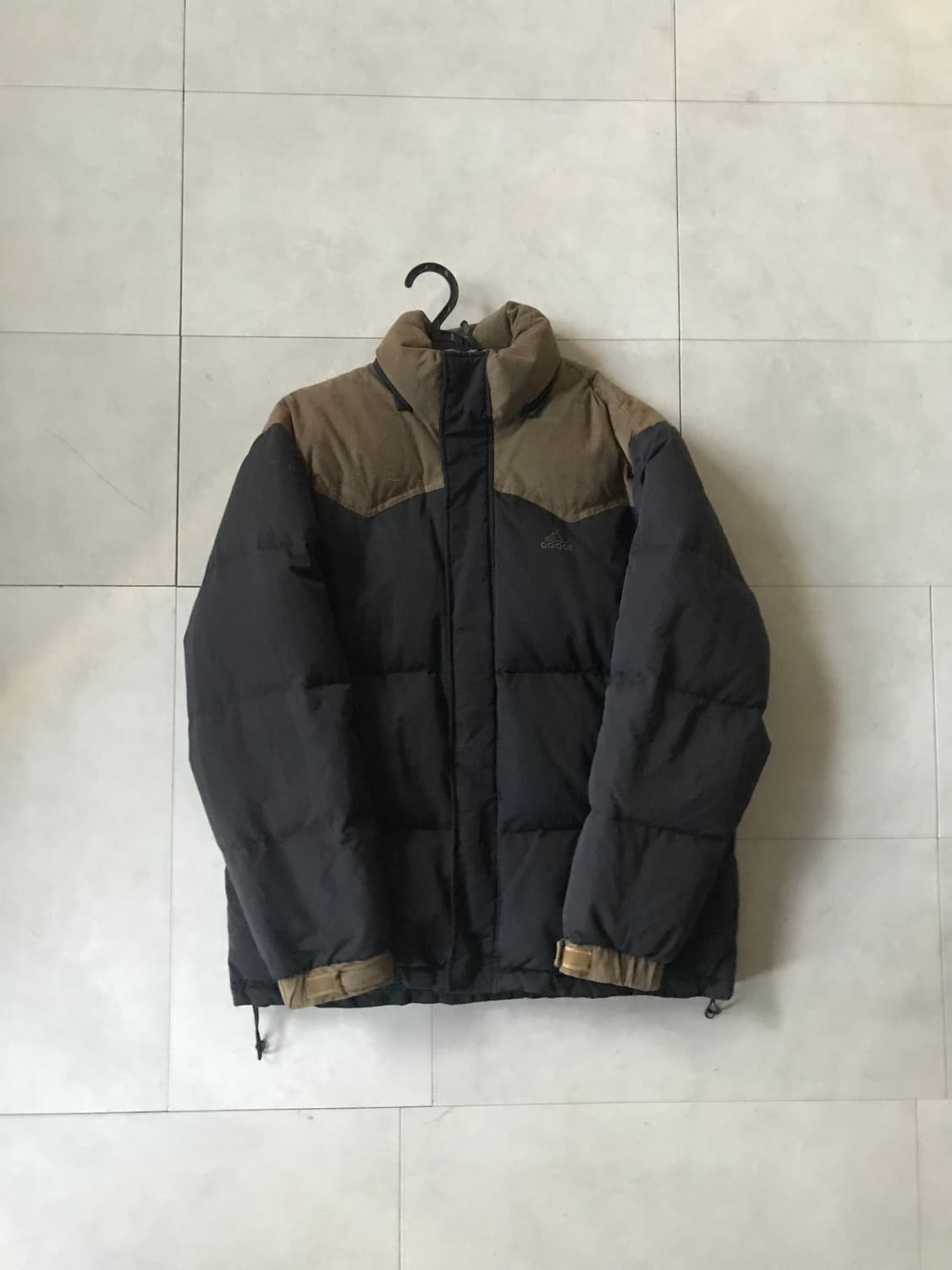 아디다스 00s 블랙 브라운 패딩 상품이미지6