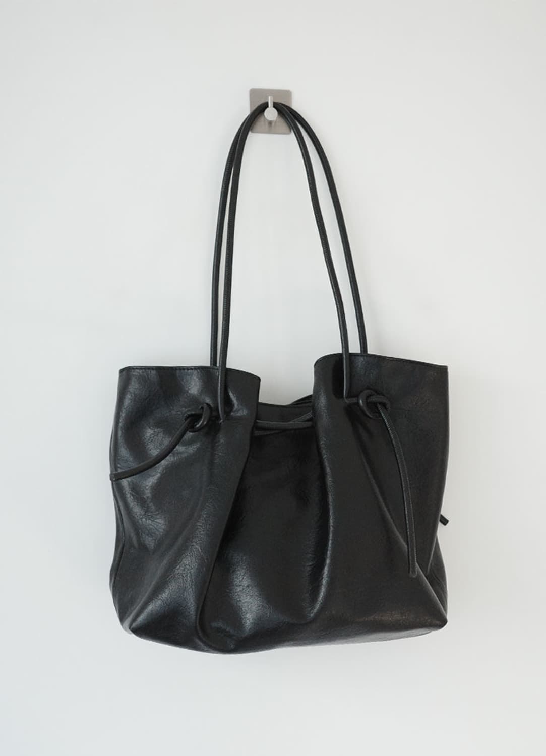rope leather shoulder bag 상품이미지1