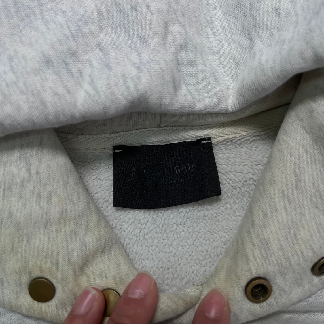 105 피오갓 7주년 ABC 크림 후드티 상품이미지4