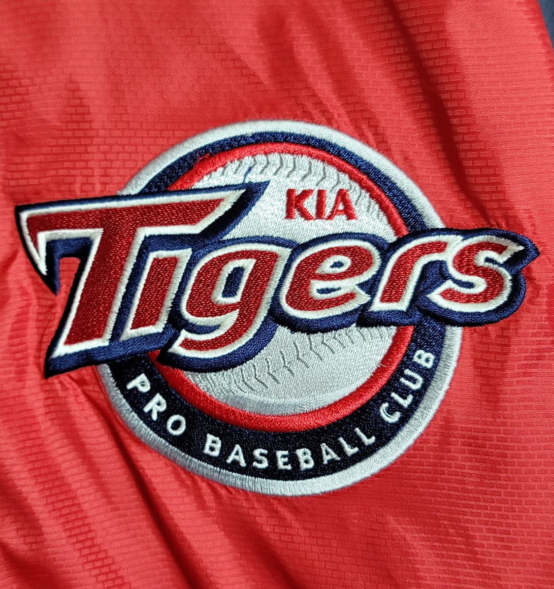 기아타이거즈 봄.가을 야구점퍼(바시티자켓.바람막이) 판매 상품이미지7