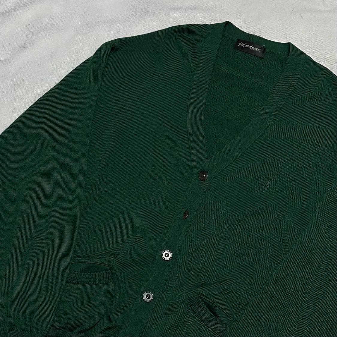 L 입생로랑 브이넥 그린 울 가디건 상품이미지1