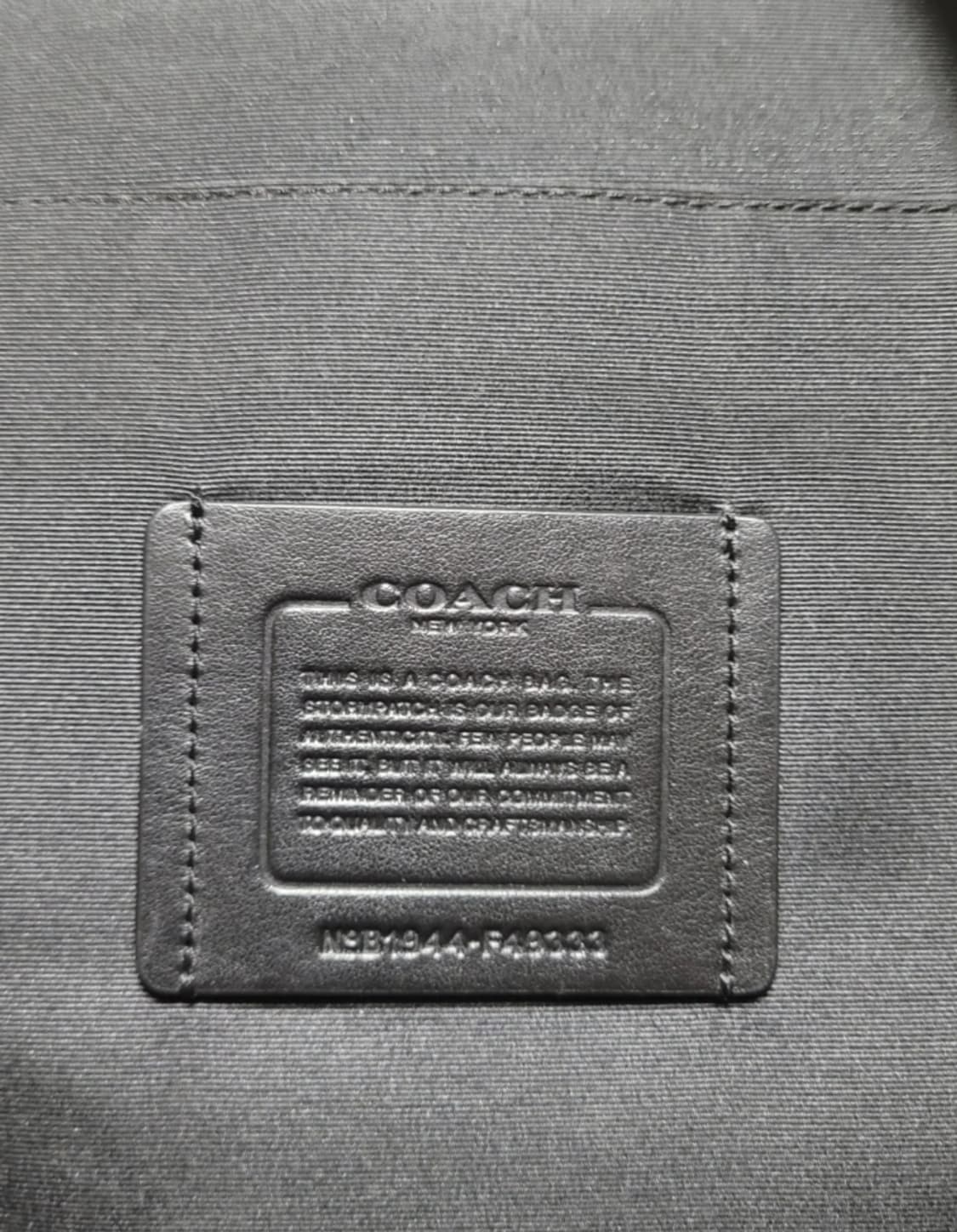 코치 가죽크로스 슬링백 
 상품이미지4