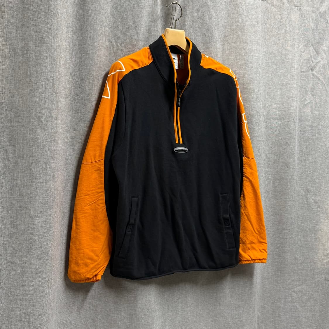 [L] 아디다스 오리지널스 아노락 루즈핏 반집업 맨투맨 상품이미지3