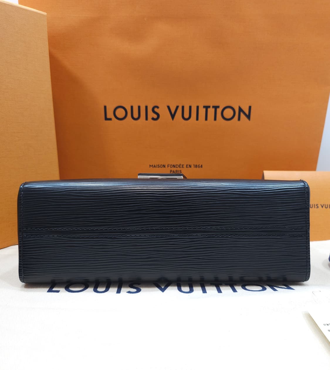 [정품] 루이비통 에삐 포쉐트 그르넬 M55977 상품이미지5