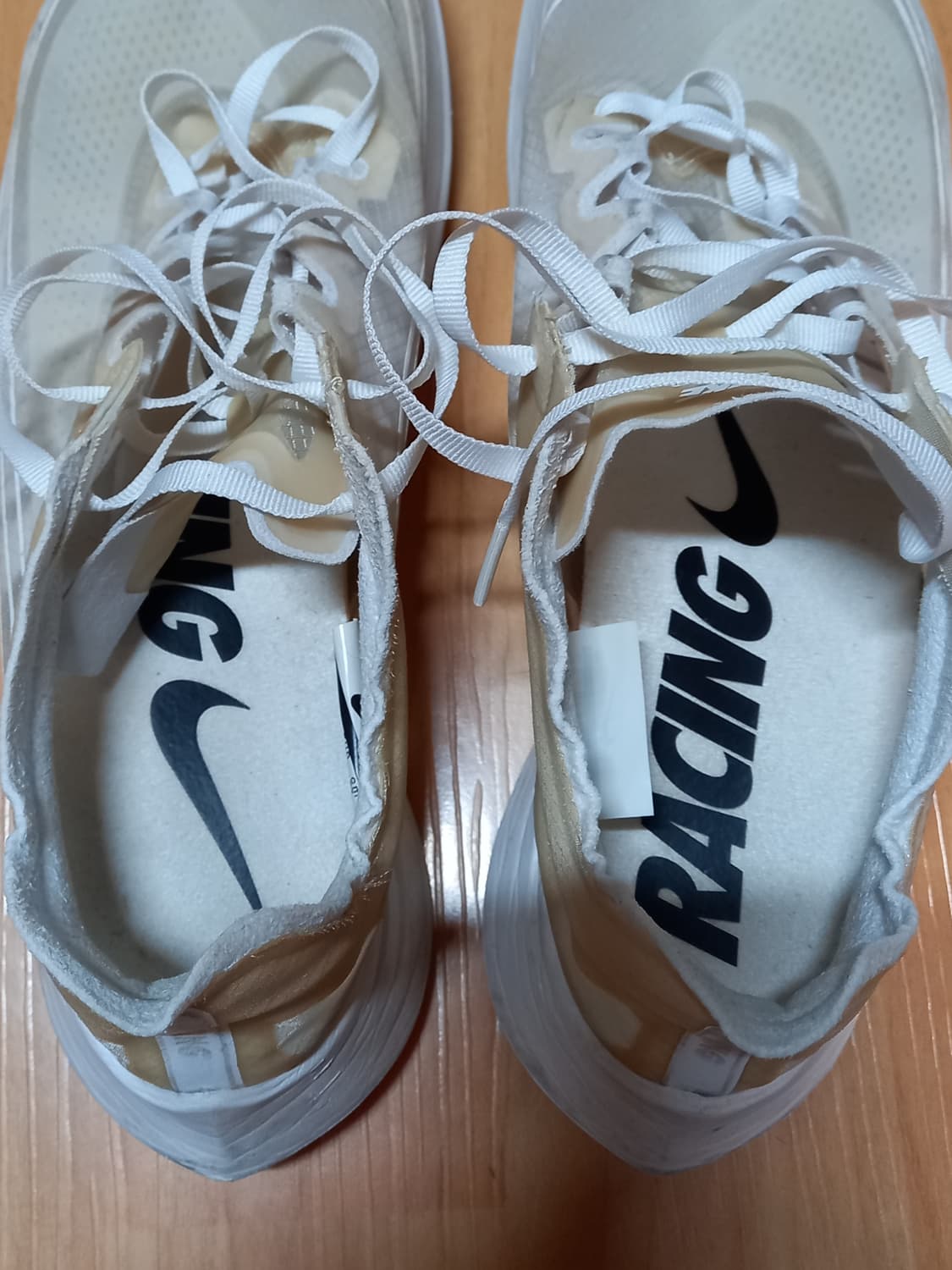 나이키 줌플라이 270 상품이미지3