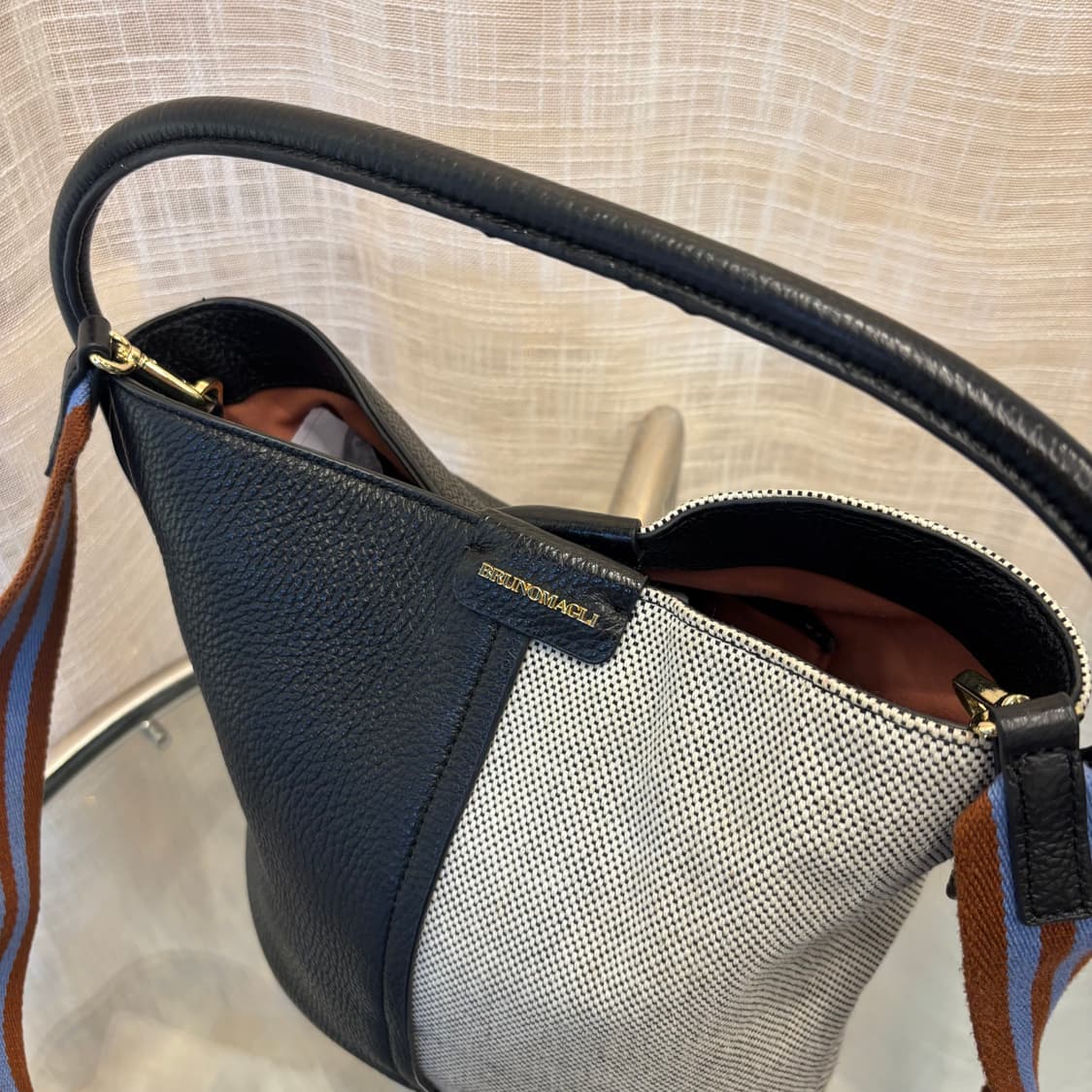 정품 브루노말리 버킷 숄더백 토트백     상품이미지4