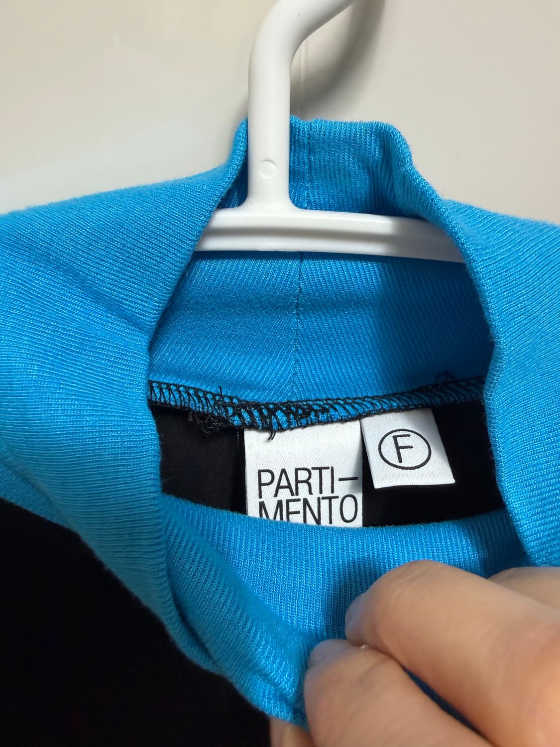 파르티멘토 우먼 레이어드 하이넥 티 상품이미지2